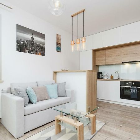 Tauron Arena Elegant Apartment Dabska By Noclegi Renters คราคูฟ ภายนอก รูปภาพ